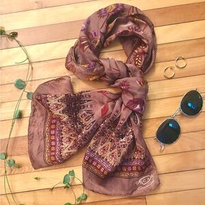 Oscar de la Renta Scarf